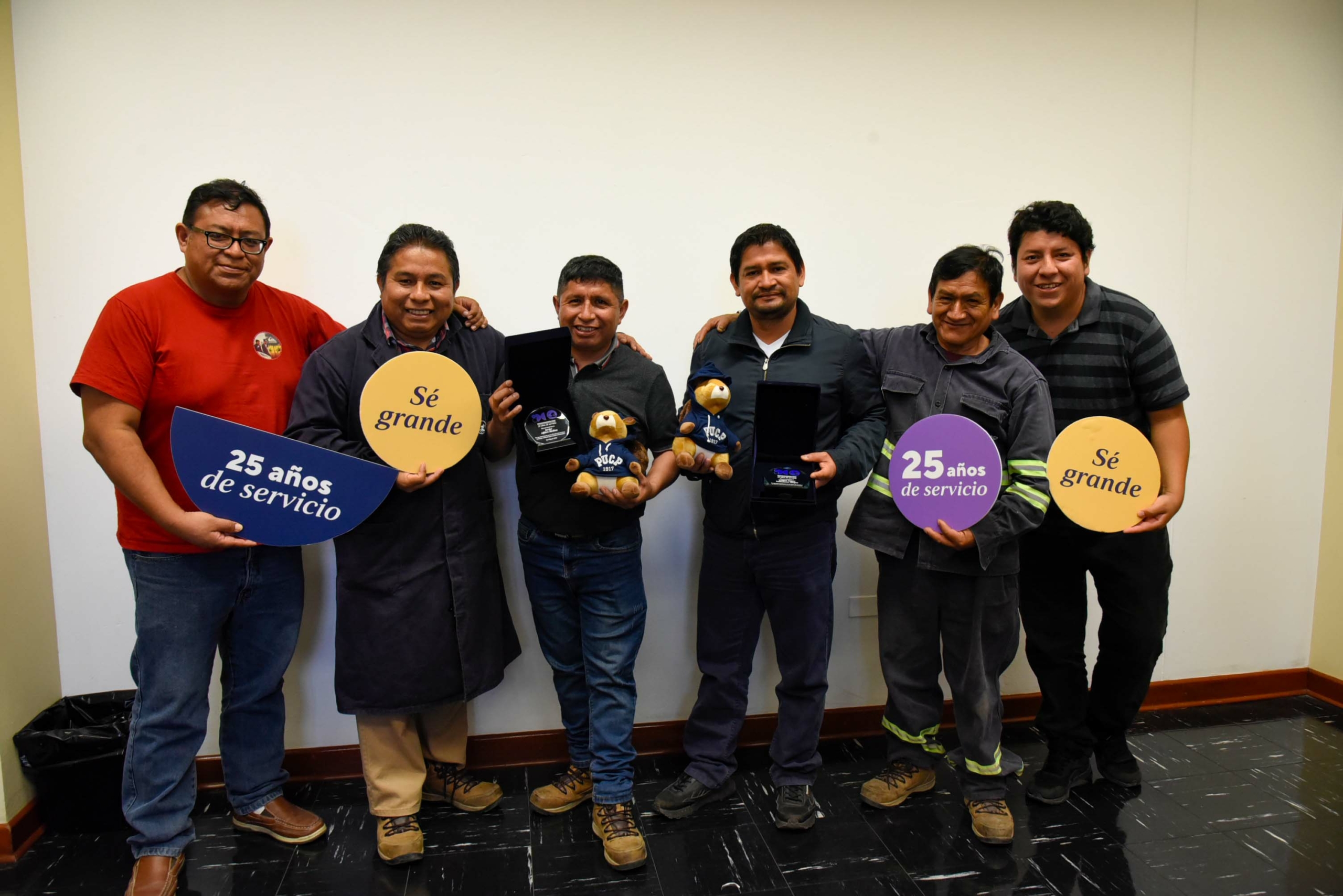 25 años de experiencia, conocimiento y amistad en Ingeniería PUCP